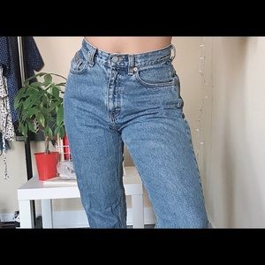 Vintage Calvin Klein Straight Leg Raw Hem Mom Jean